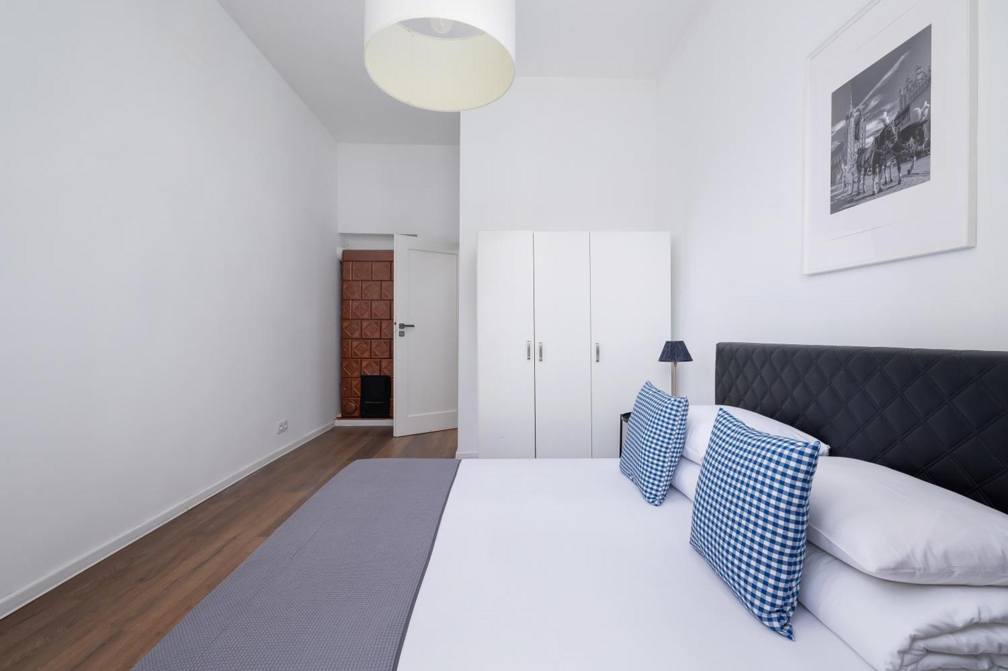 2-bedroom With Balcony - Dluga 65 Street Krakau